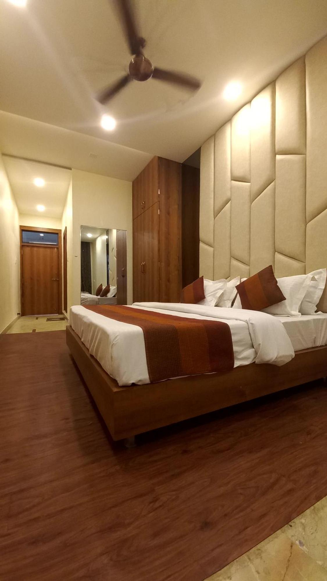 Hotel Indraprastha Jhalawar Exterior photo